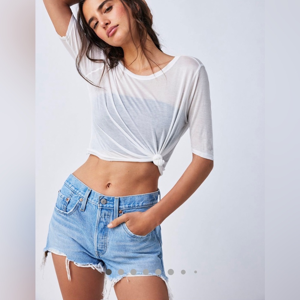 Free People Levi’s 501 high rise Denim Shorts 27